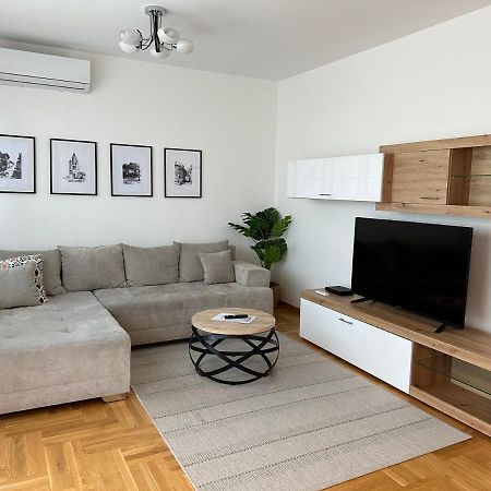 Apartment Aura Beograd Ngoại thất bức ảnh